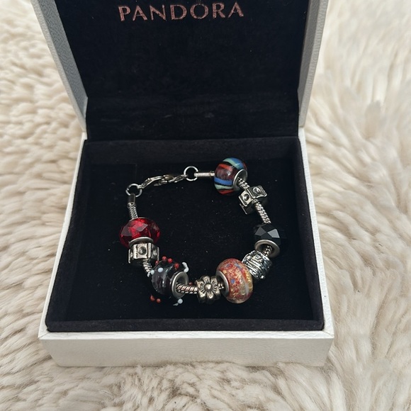 Authentic Pandora bracelet with 7 charms. Box included. - Picture 2 of 5